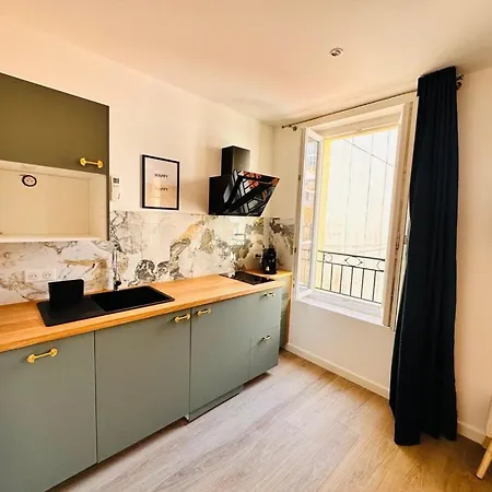 Apartment De Nana 8 - Hypercentre, Rue Meynadier, Palais & Plage, Clim, Wifi *